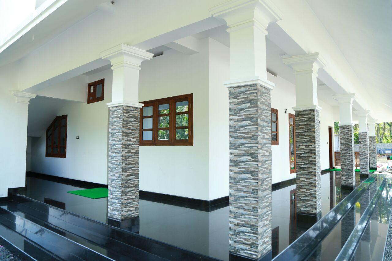 Sri Lakshmi Gardens Thekkady Bagian luar foto